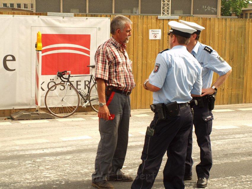 Bombenfund Koeln Waidmarkt Severinstr P106.JPG